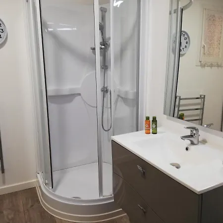 Διαμέρισμα Au Calme Proche Mer Et Montagne T2 De 50 M² *